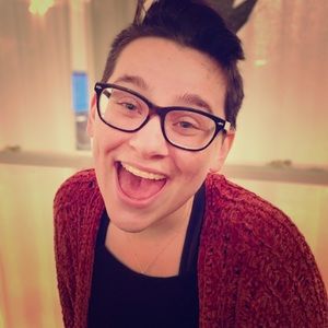 Meet your Posher, Megan